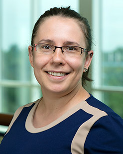 Photo of Claudia Onofrei. No information