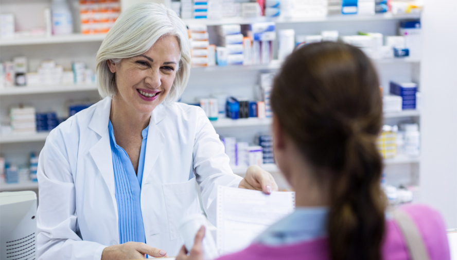 Pharmacist helping Pneumonia patient