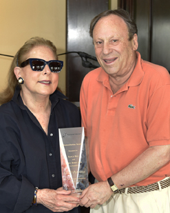 Nancy and James Berry Hill receiving National Jewish Health Humanitarian Award