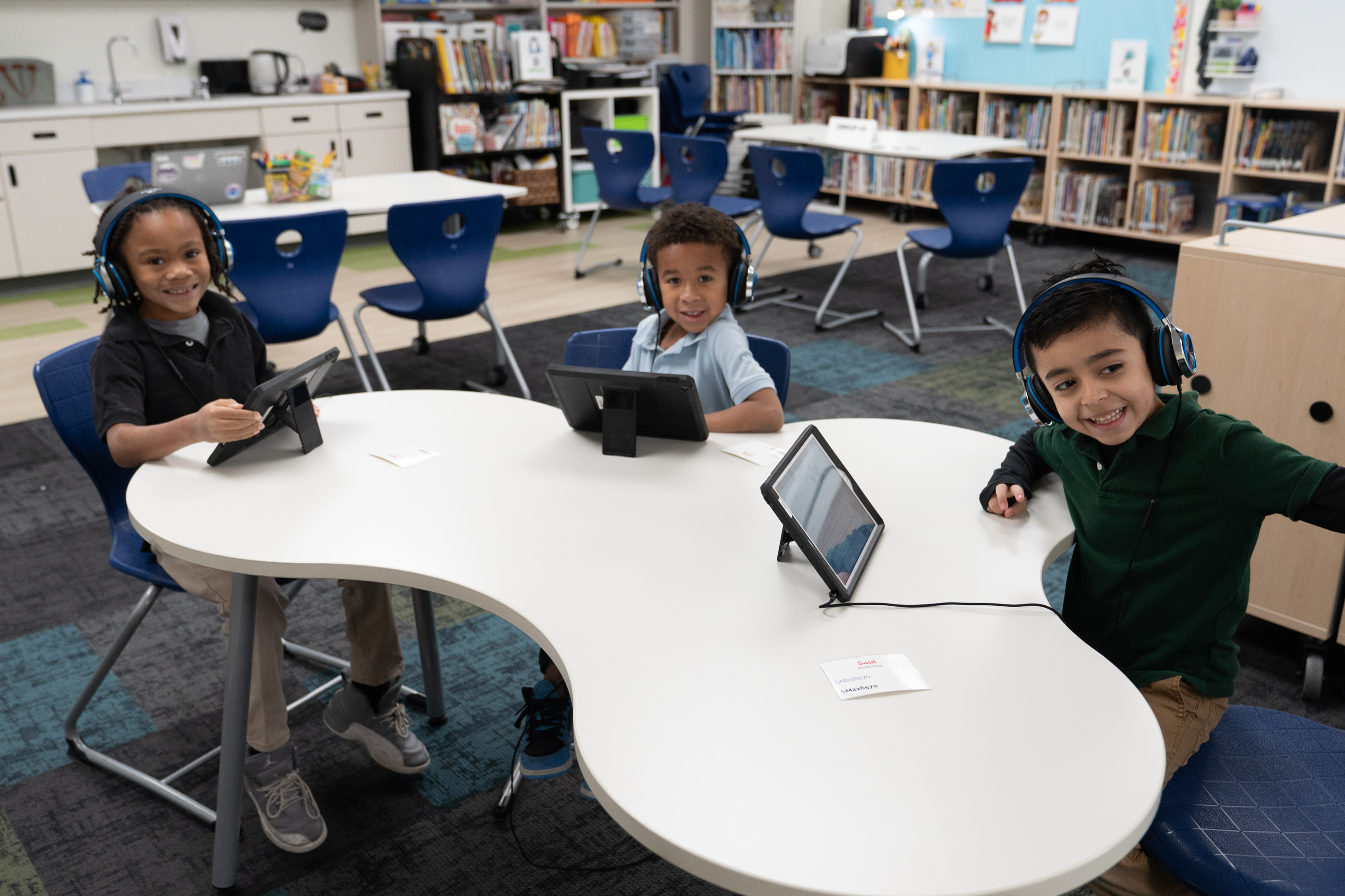 Morgridge kids at table