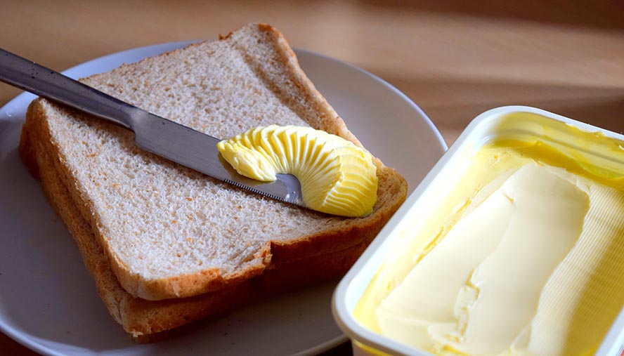 Bread with margarine