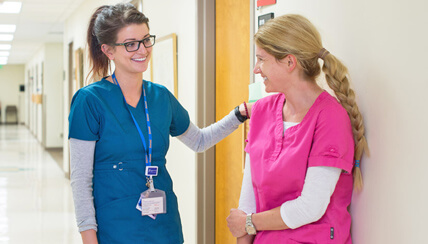 Gatsro nurses chatting